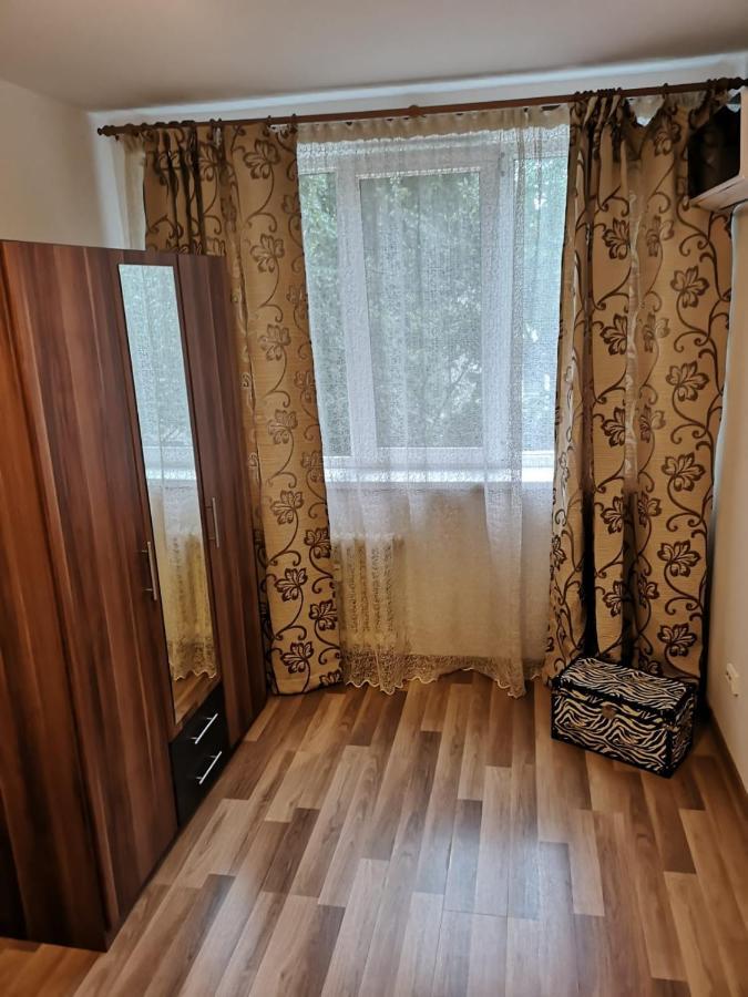 Apartament Deea Apartament Krajowa Zewnętrze zdjęcie